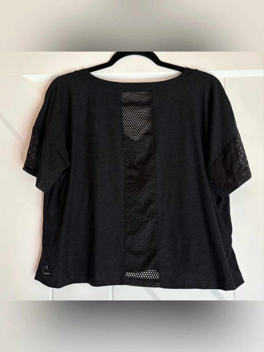 Beyond Yoga Gray Mesh Panel Oversized Active Tee Small